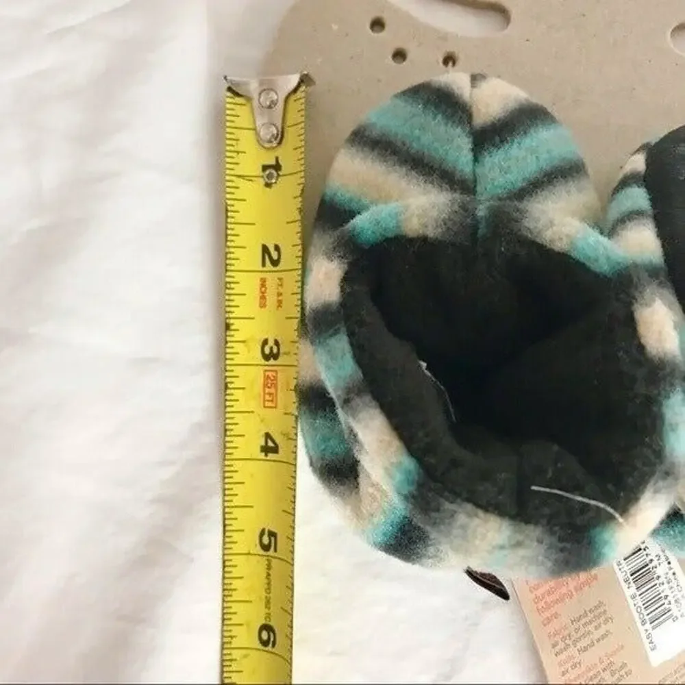 Acorn NWT 6-12 Months Striped Fleece Booties Comfort Non-Slip Machine Washable